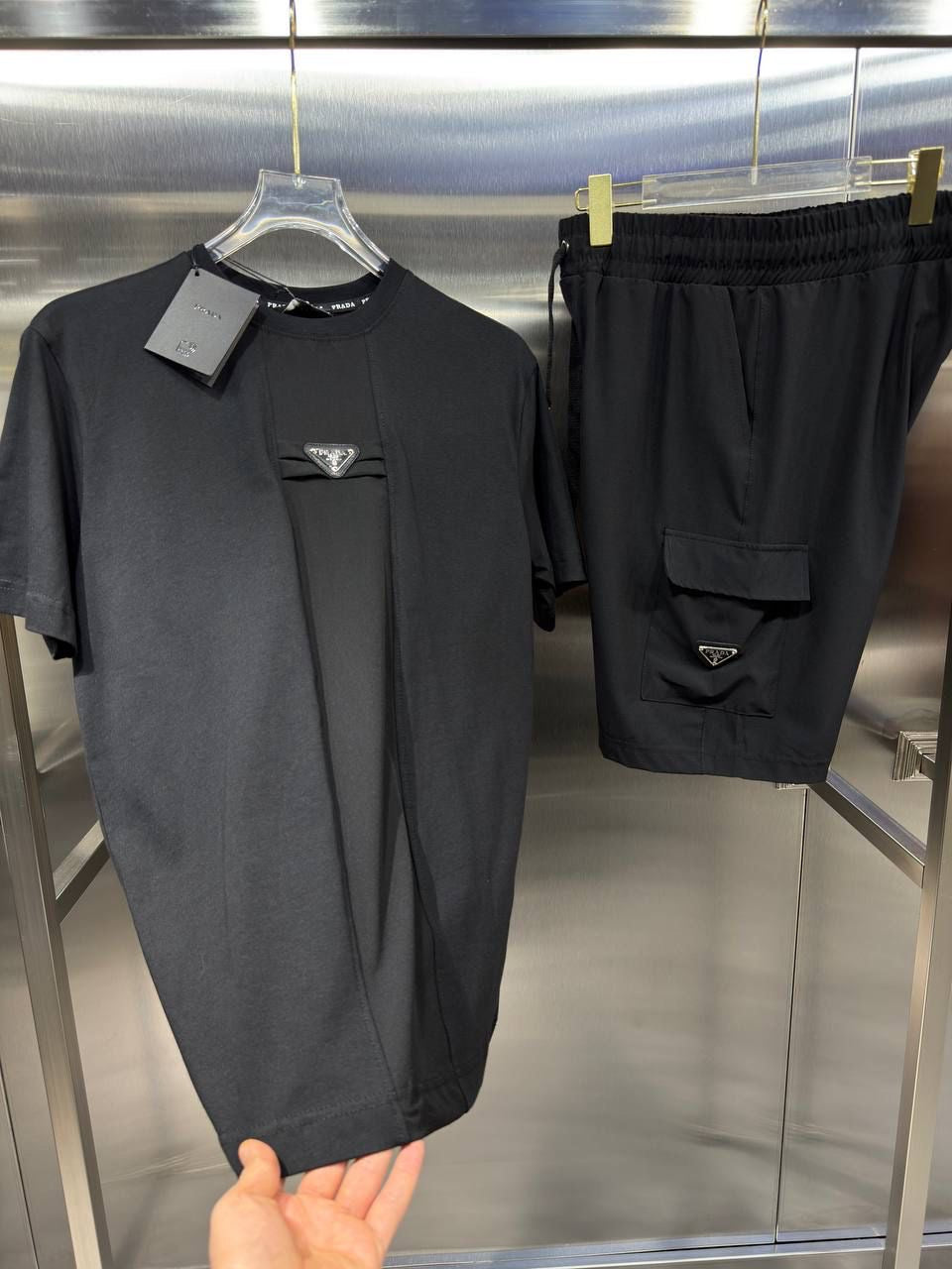 PRADA:SET OF T-shirt & Shorts